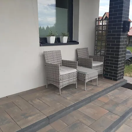 Alicja W Rynie 民宿 雷恩