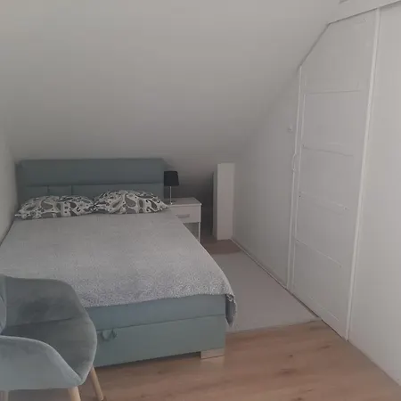 Alicja W Rynie Ubytování v soukromí *